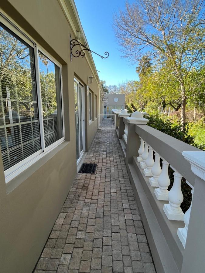 Somerset West Garden Apartments 1 Eksteriør bilde