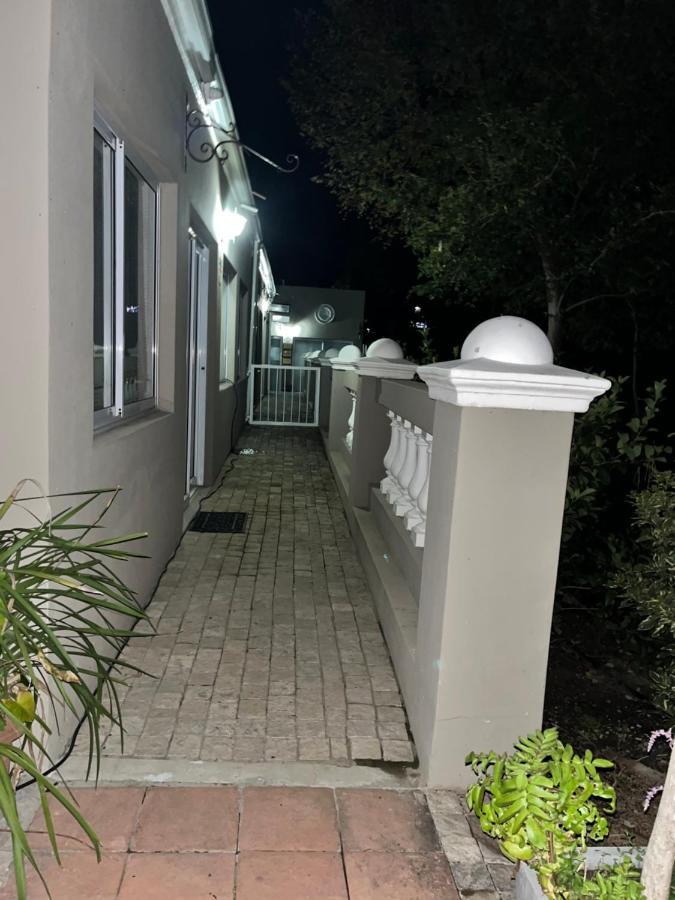 Somerset West Garden Apartments 1 Eksteriør bilde